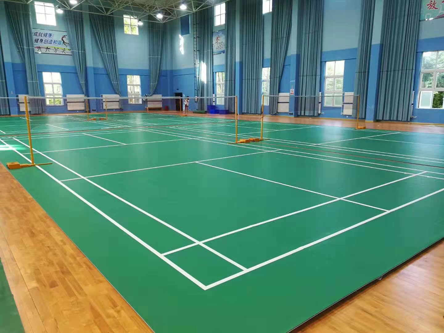 Ƅʽë-ħgNë-ɲжëOS